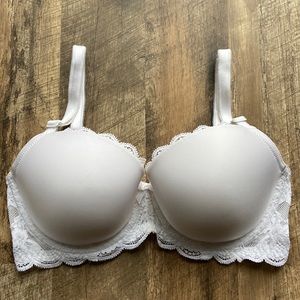 Victoria’s Secret Dream Angels Demi Bra